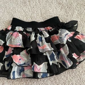 Seventy Seven Kids. Floral ruffle Skort. Size XS